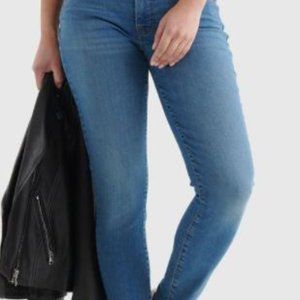 Lucky Brand Mid Rise Ava jean size 10 (30)
